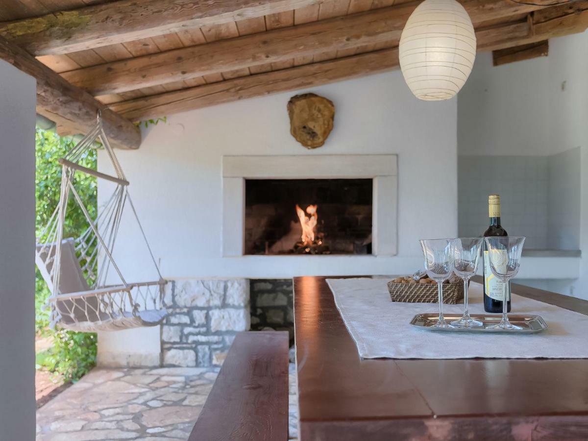Holiday Home Country House D&D By Interhome プーラ エクステリア 写真